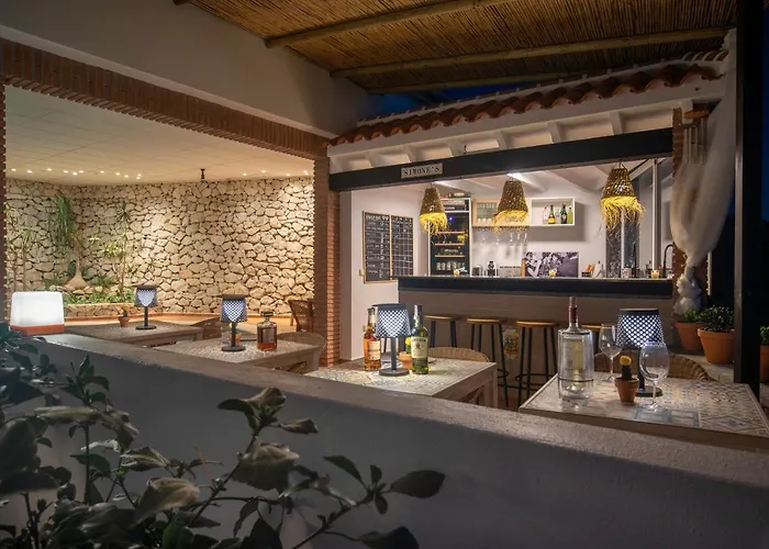 Malaga Hills Boutique Wellness And Hikers Eco-Hotel Adults Only