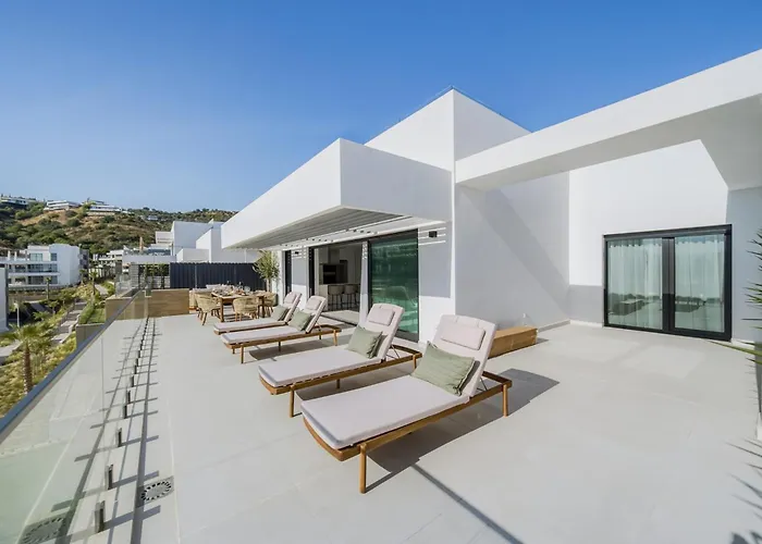 Duplex Penthouse Rooftop Jacuzzi Terrace Views